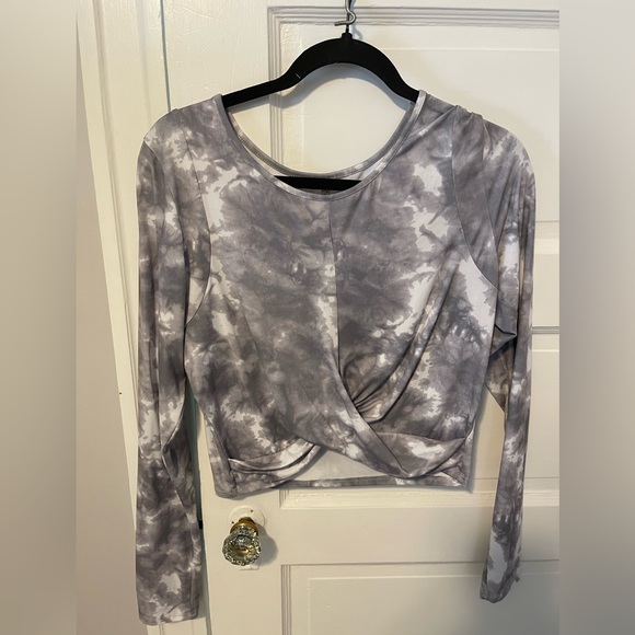 Grey/white workout crop top - Picture 1 of 4